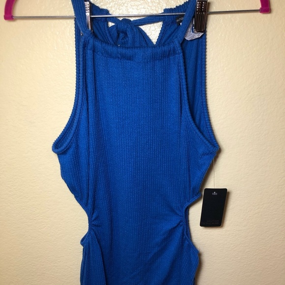 Caution to the wind sides cutout midi dress size M - Picture 3 of 8